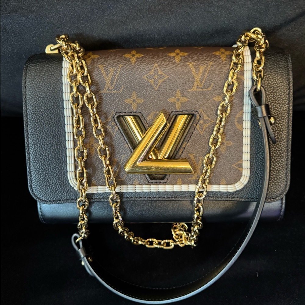 Louis Vuitton Twist Bag! EUC